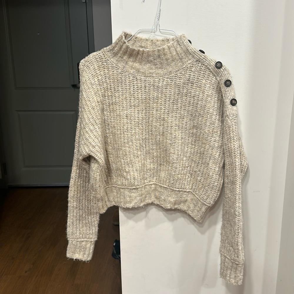 EUC Jessica Simpson Sweater